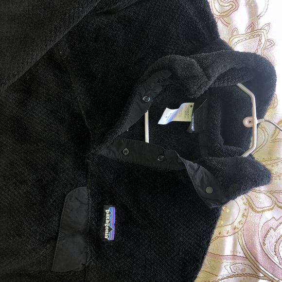 Black Patagonia sweatshirt - Picture 3 of 3